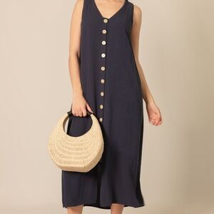 Black Sleeveless Button-Down Dress